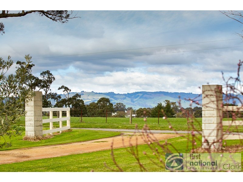 16 Shearmans Road, Darnum VIC 3822