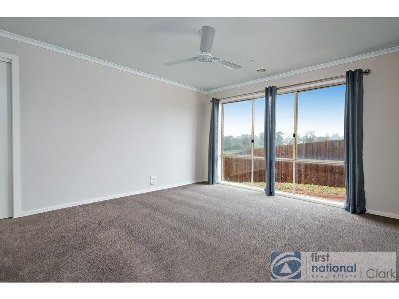 13 Vivian Court, Drouin VIC 3818