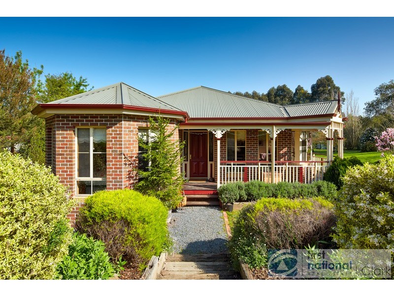 4 Hunter Close, Drouin VIC 3818