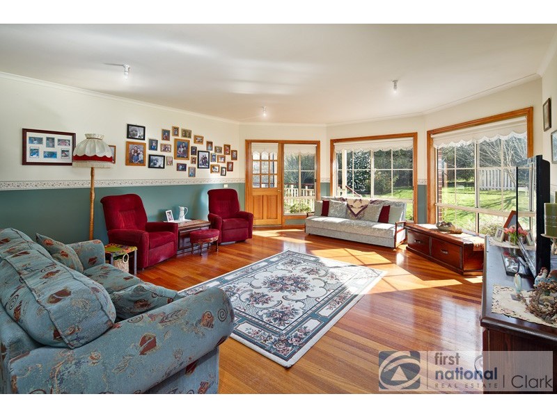 4 Hunter Close, Drouin VIC 3818