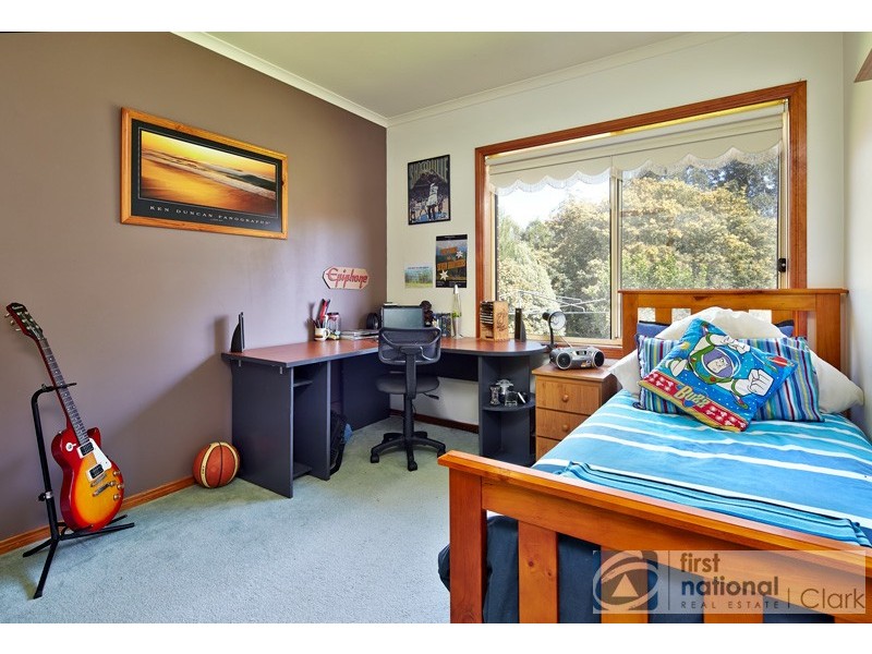 4 Hunter Close, Drouin VIC 3818