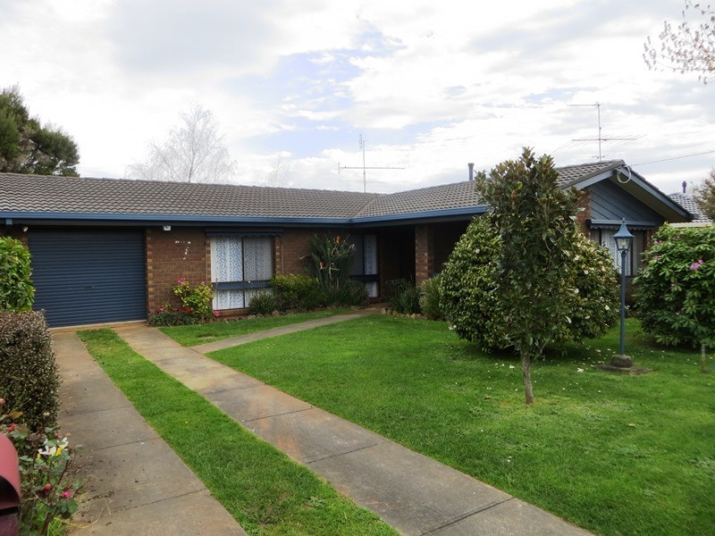 7 Cambridge Drive, Warragul VIC 3820