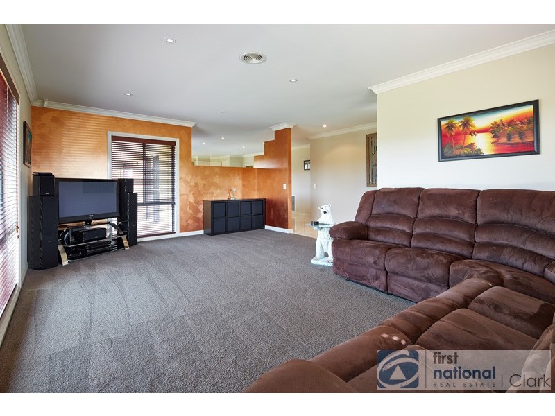 1 Deakin Court, Warragul VIC 3820