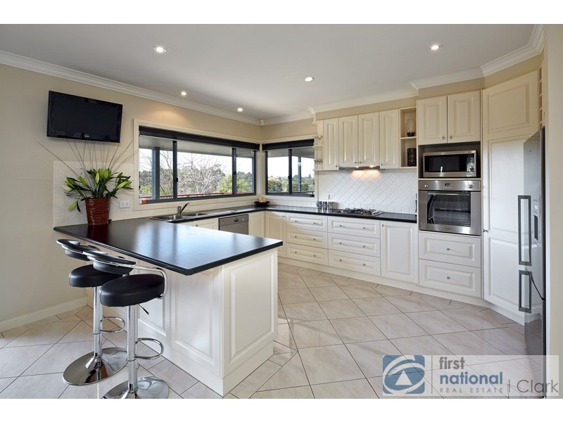 1 Deakin Court, Warragul VIC 3820