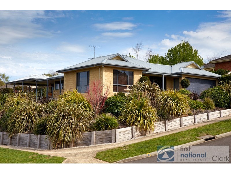 1 Deakin Court, Warragul VIC 3820