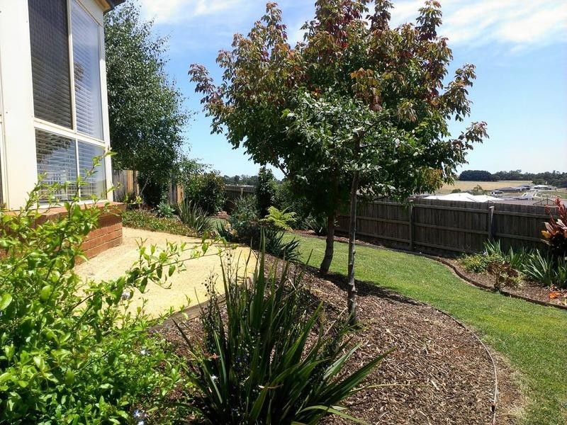 17 Janine Court, Drouin VIC 3818