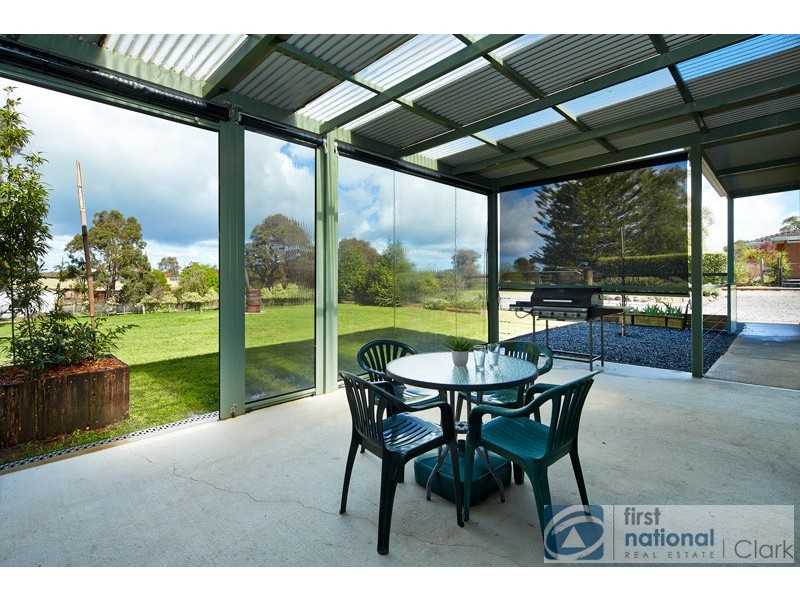 37 Riverside Avenue, Bunyip VIC 3815