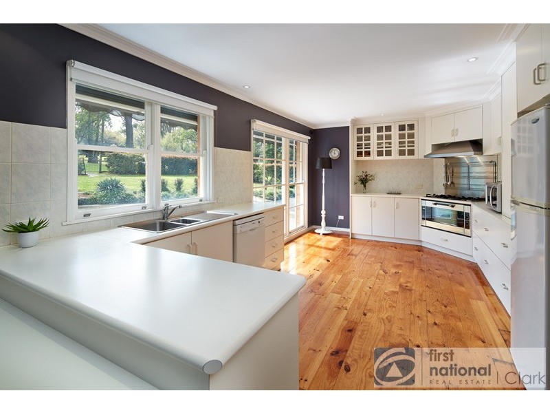 37 Riverside Avenue, Bunyip VIC 3815