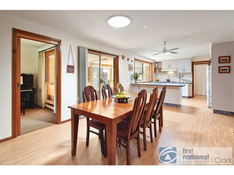 38 Darnum Street, Drouin VIC 3818