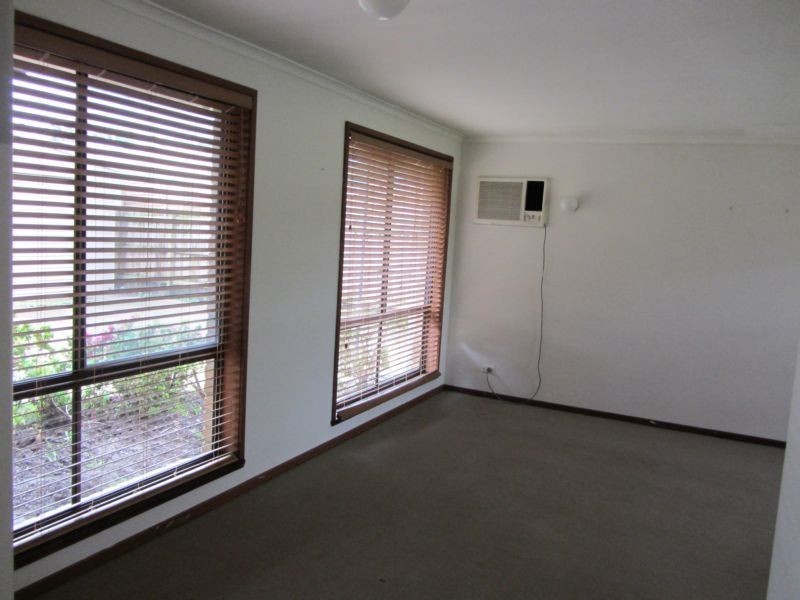 11 Boronia Street, Drouin VIC 3818