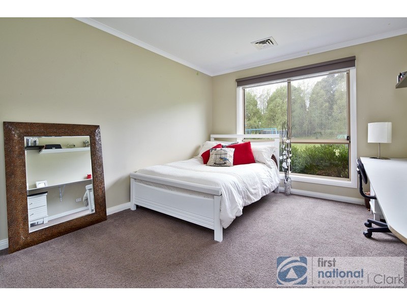 14 Carlile Court, Drouin VIC 3818