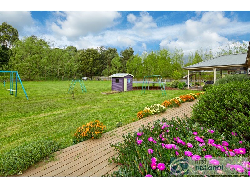 14 Carlile Court, Drouin VIC 3818