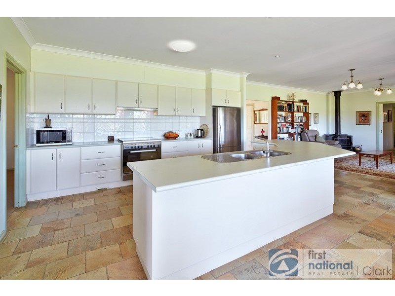 19 Evison Road, Nilma VIC 3821
