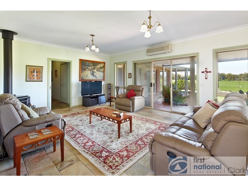 19 Evison Road, Nilma VIC 3821