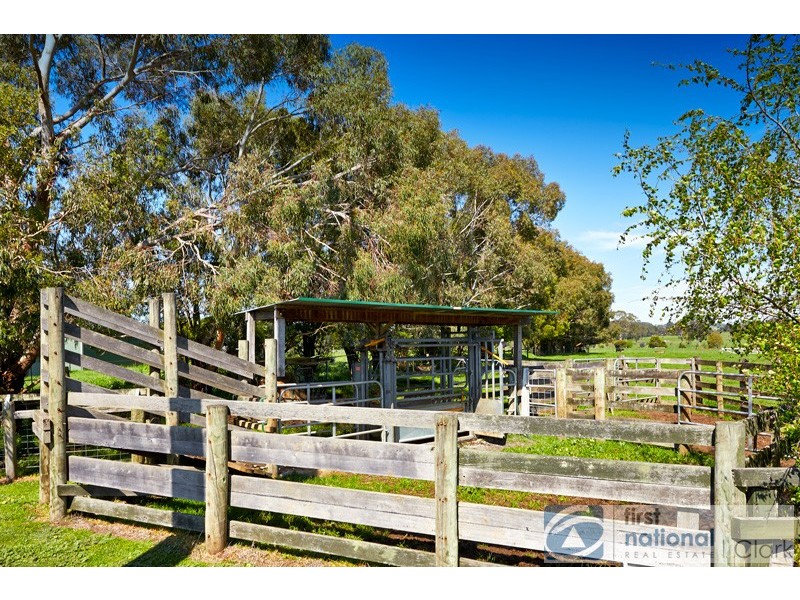 19 Evison Road, Nilma VIC 3821