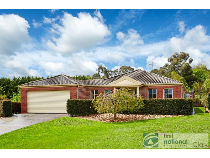 18 Carlile Court, Drouin VIC 3818