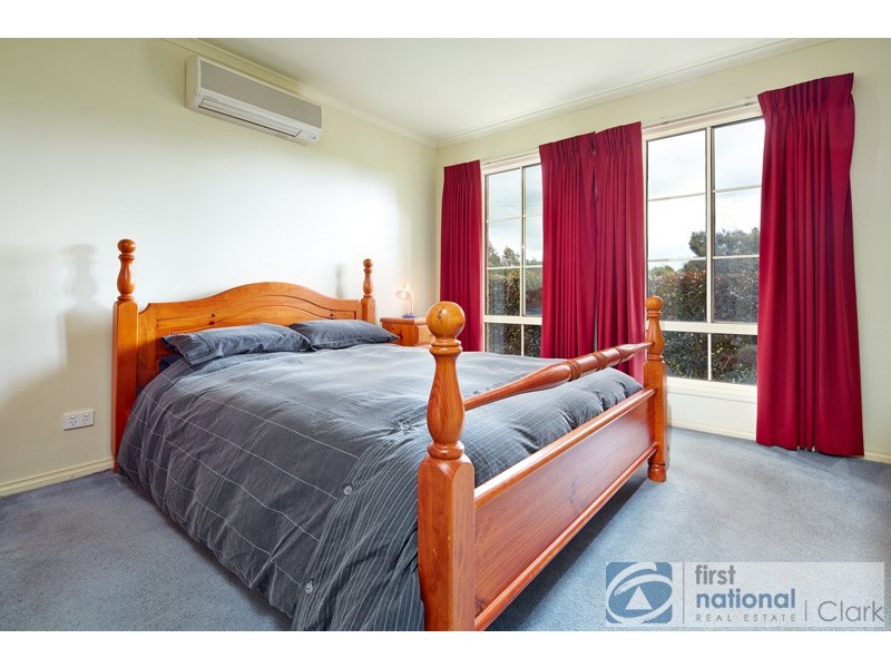 18 Carlile Court, Drouin VIC 3818