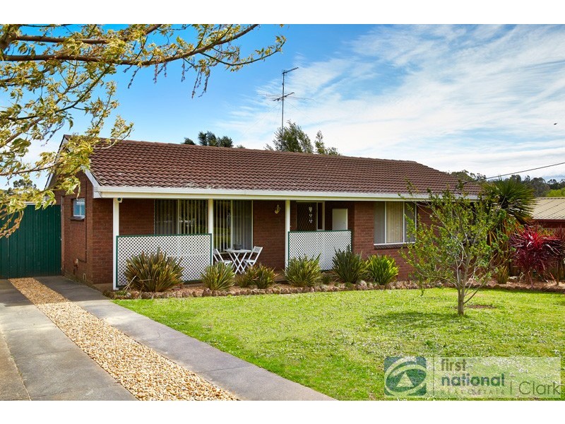 11 McClure Street, Drouin VIC 3818