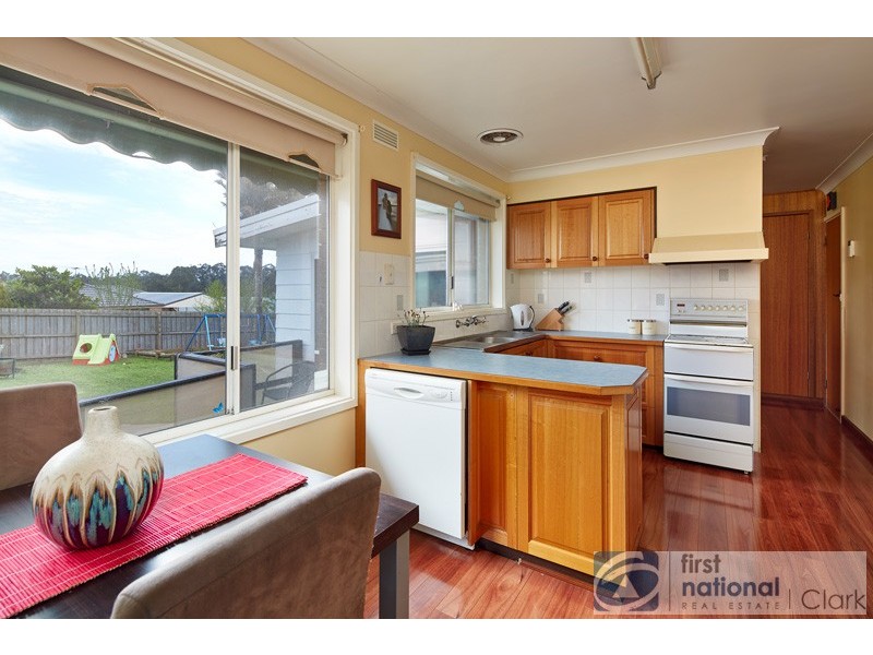 11 McClure Street, Drouin VIC 3818