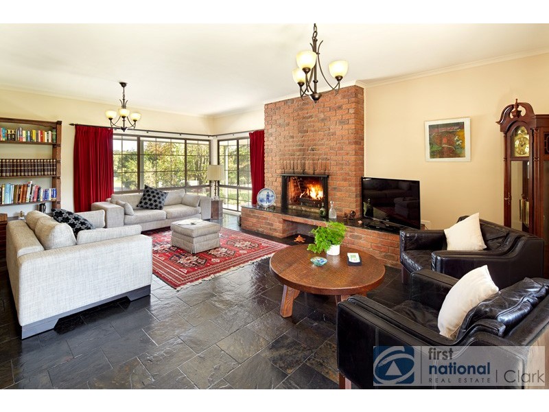 5 Ablett Court, Drouin VIC 3818