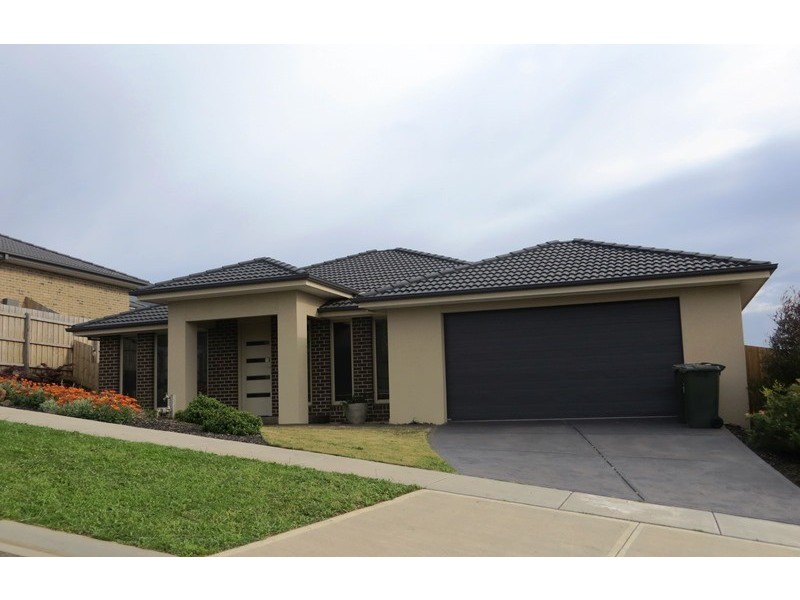 11 Paulan Court, Warragul VIC 3820