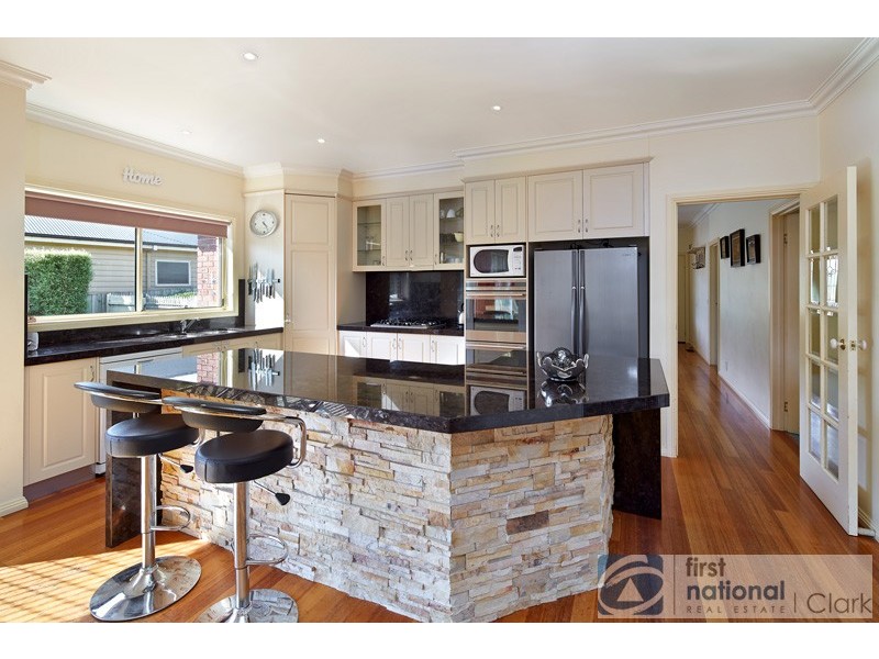 12 Dawson Drive, Warragul VIC 3820