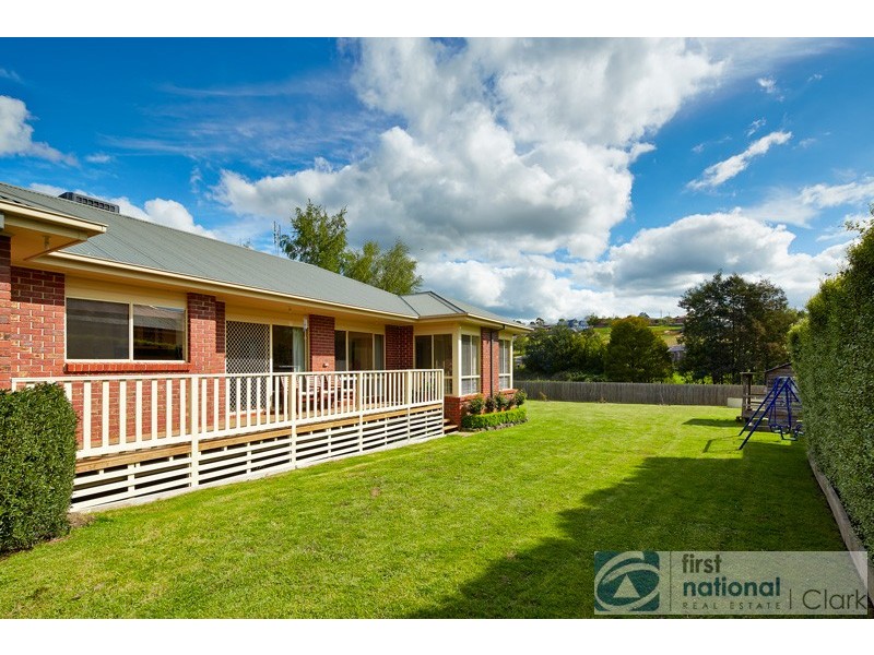12 Dawson Drive, Warragul VIC 3820