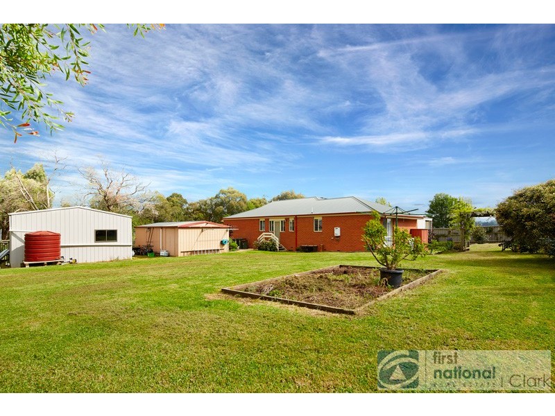 4 Bosanko Road, Drouin VIC 3818