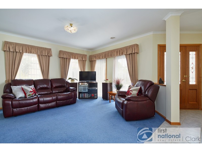 36 Neerim Street, Drouin VIC 3818