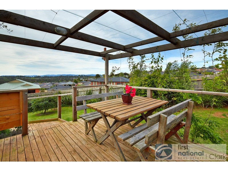 10 Summerhill Boulevard, Drouin VIC 3818