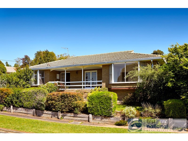 16 Stirling Street, Warragul VIC 3820