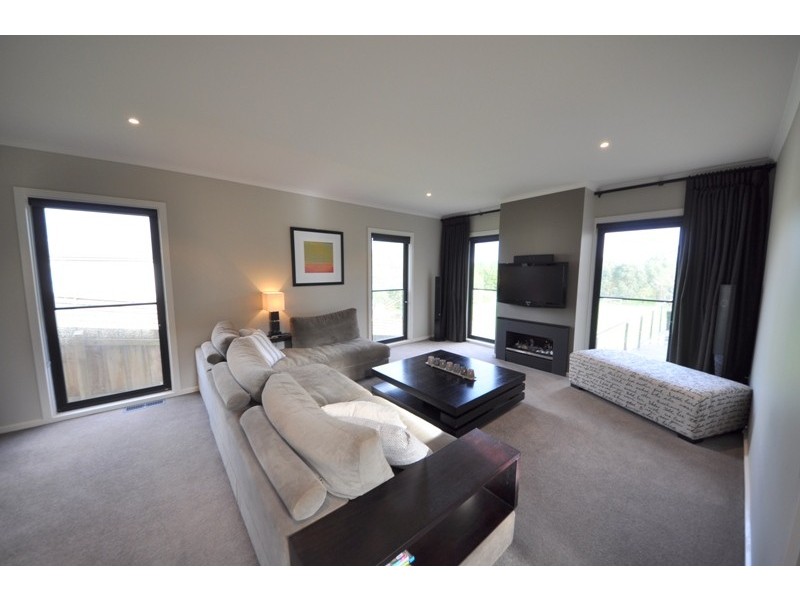 29 Charles Street, Warragul VIC 3820
