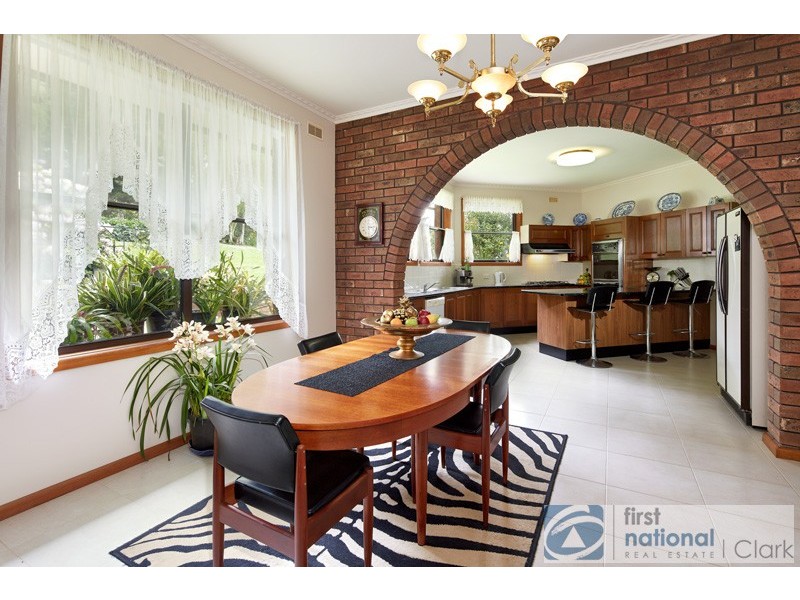 16 Hogan Lane, Trafalgar South VIC 3824