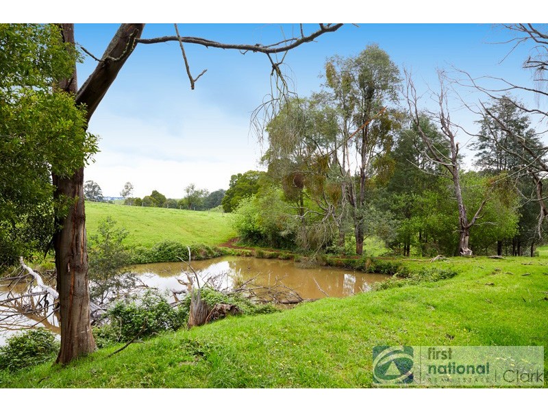 16 Hogan Lane, Trafalgar South VIC 3824