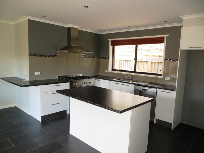 9 Castlefield Court, Warragul VIC 3820