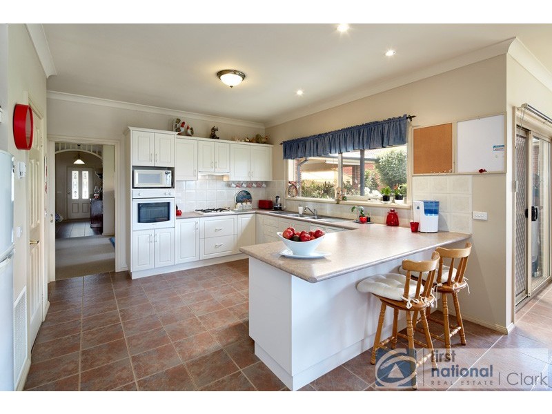 3 Cypress Court, Drouin VIC 3818