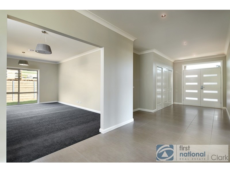 59 Grange Crescent, Warragul VIC 3820