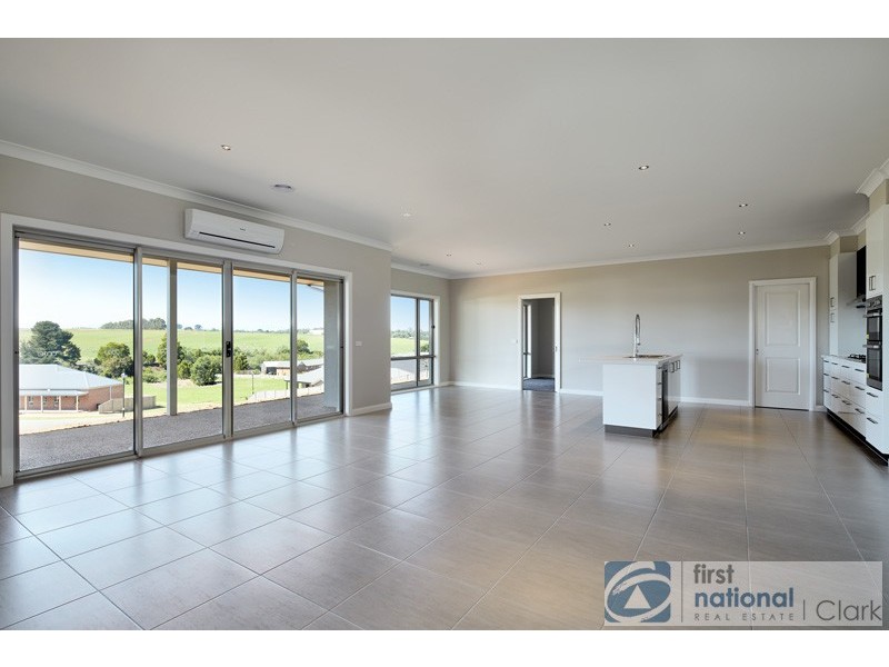 59 Grange Crescent, Warragul VIC 3820