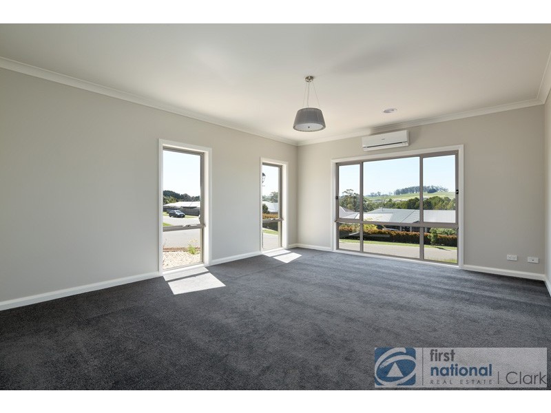 59 Grange Crescent, Warragul VIC 3820