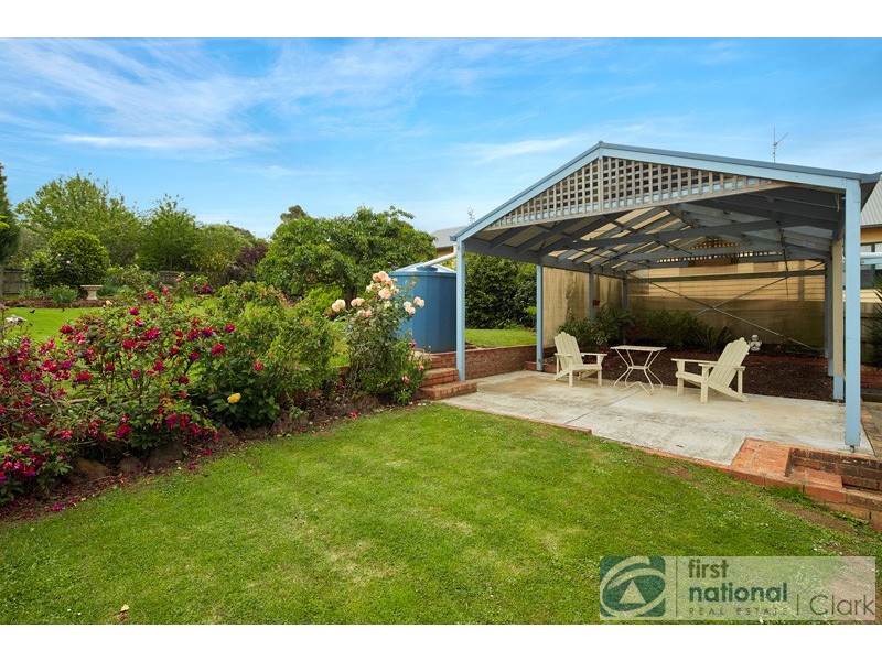 16 Wood Street, Drouin VIC 3818