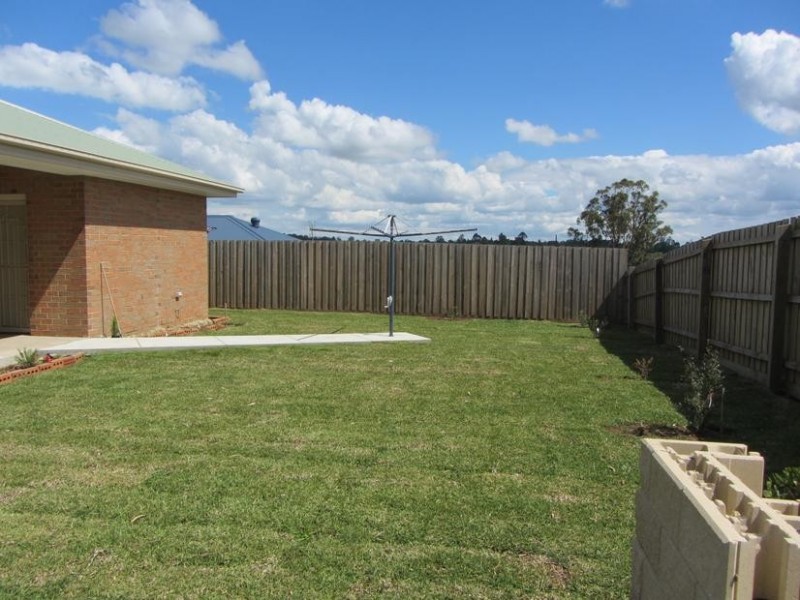 25 Todman Street, Drouin VIC 3818