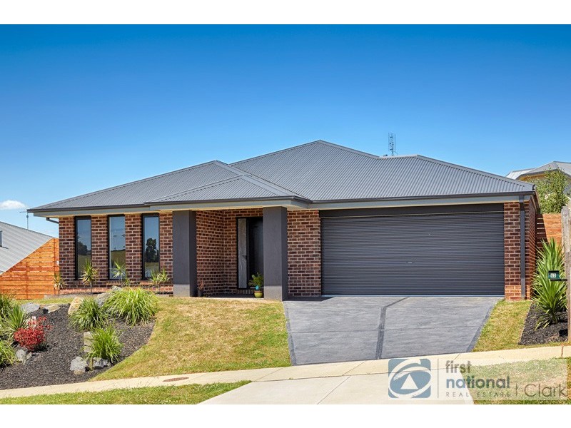 45 Myrtle Crescent, Warragul VIC 3820