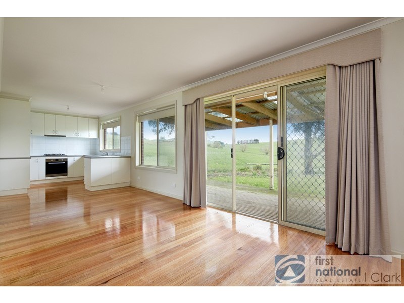230 Old Telegraph Road, Jindivick VIC 3818