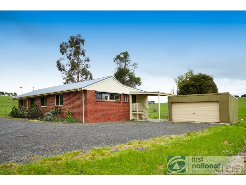 230 Old Telegraph Road, Jindivick VIC 3818