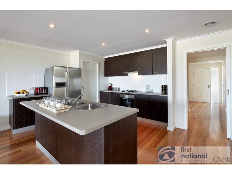 19 Valley Vista Drive, Warragul VIC 3820