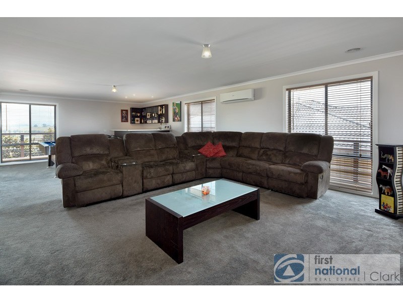 19 Valley Vista Drive, Warragul VIC 3820