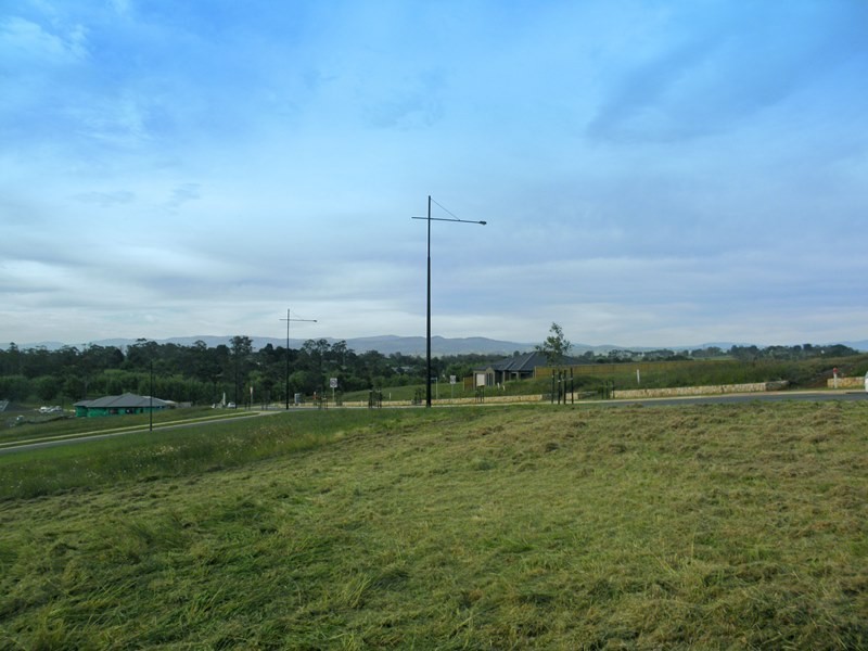 90 Jackson Drive, Drouin VIC 3818