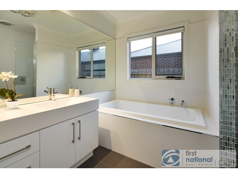 7 Numbat Place, Warragul VIC 3820