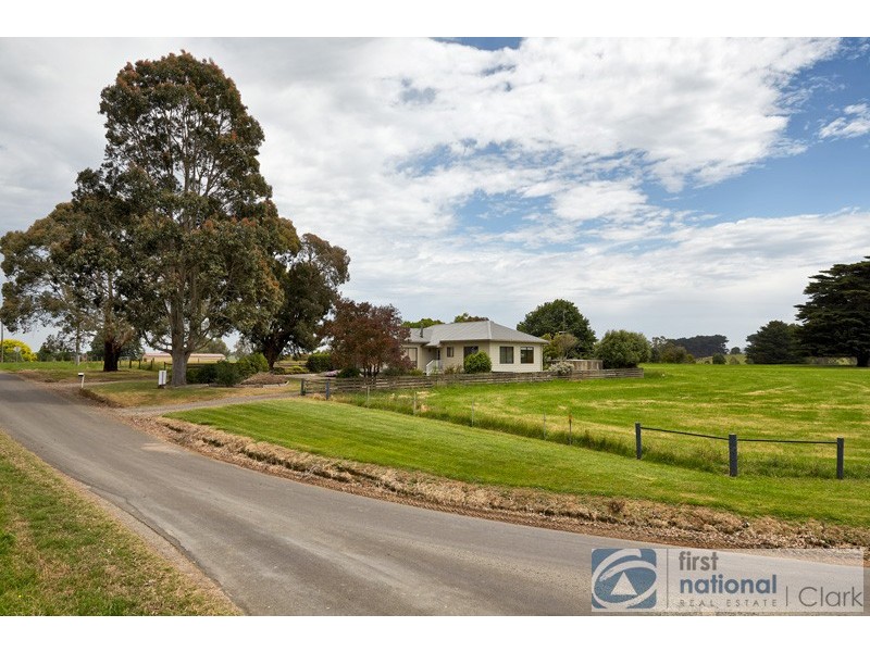 225 Williamsons Rd, Nilma North VIC 3821