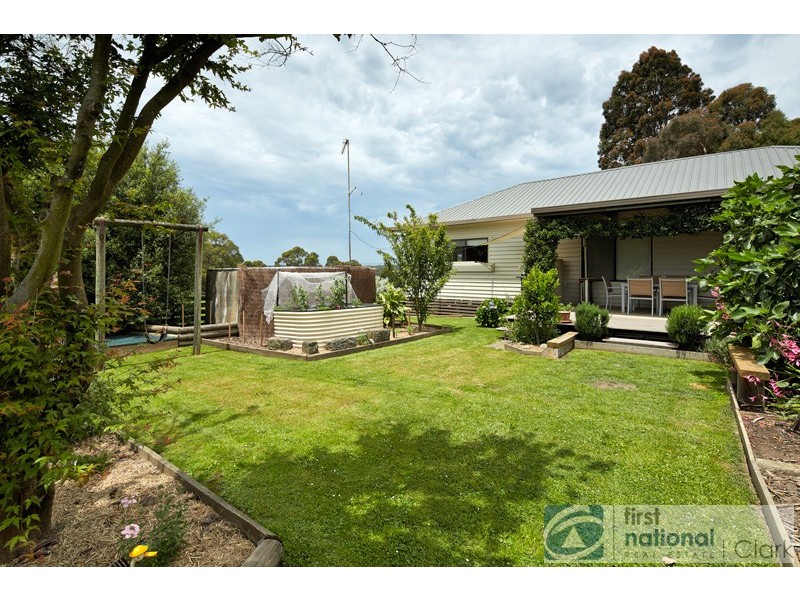 225 Williamsons Rd, Nilma North VIC 3821